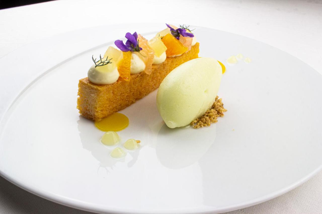 Chateau D'Origny, Chambres D'Hotes Et Restaurant Gastronomique Ouches Экстерьер фото